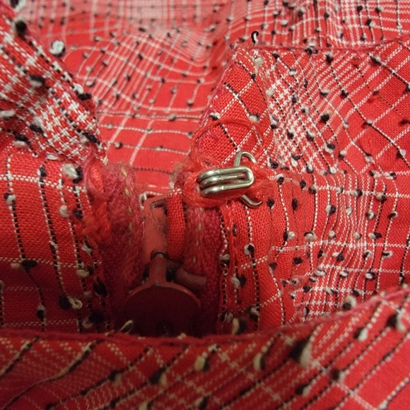 1940s Maggi Maid of Lucerne vintage red dress - Picture 9 of 9